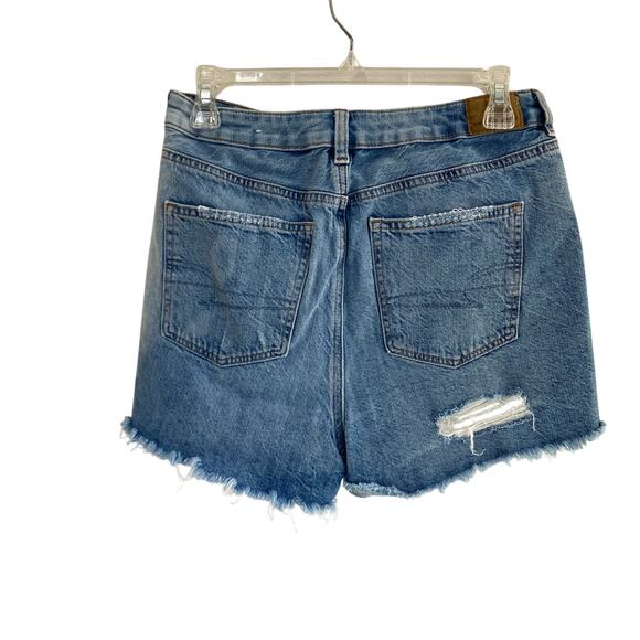 American Eagle Distressed Mom Denim Shorts Sz 8 - Picture 2 of 9